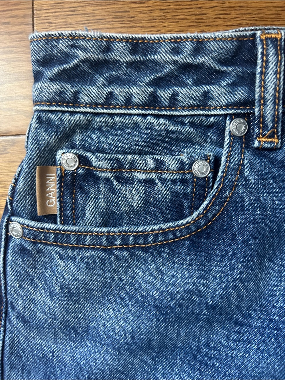 Ganni Women’s Indigo Blue Straight Jeans with Back Pocket Logo Size 31 cropped - Picture 3 of 9